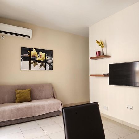 Sea Views Apartment-Wifi-Sleep 5 Marsaskala Ngoại thất bức ảnh